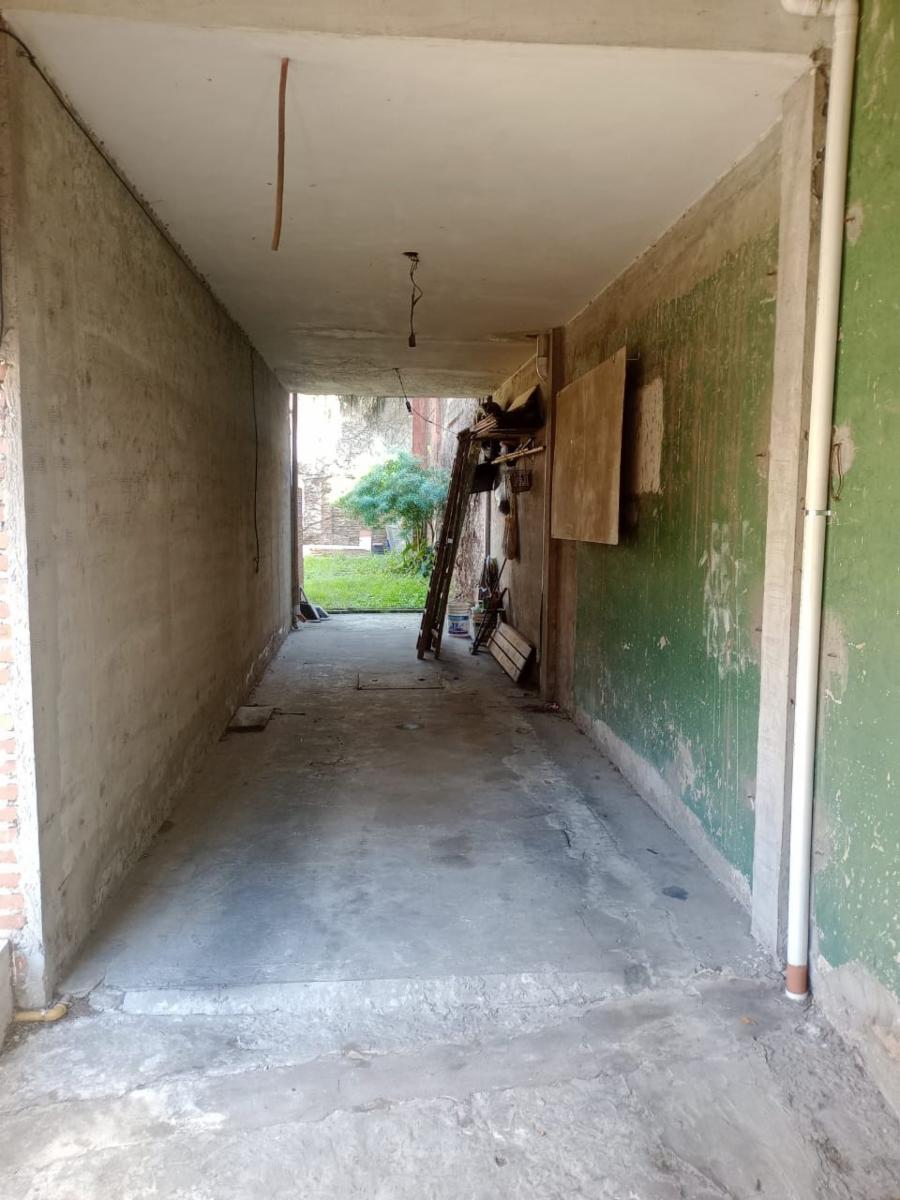 Venta Excelente Casa con fondo Ideal 2 familias La Tablada — foto 11
