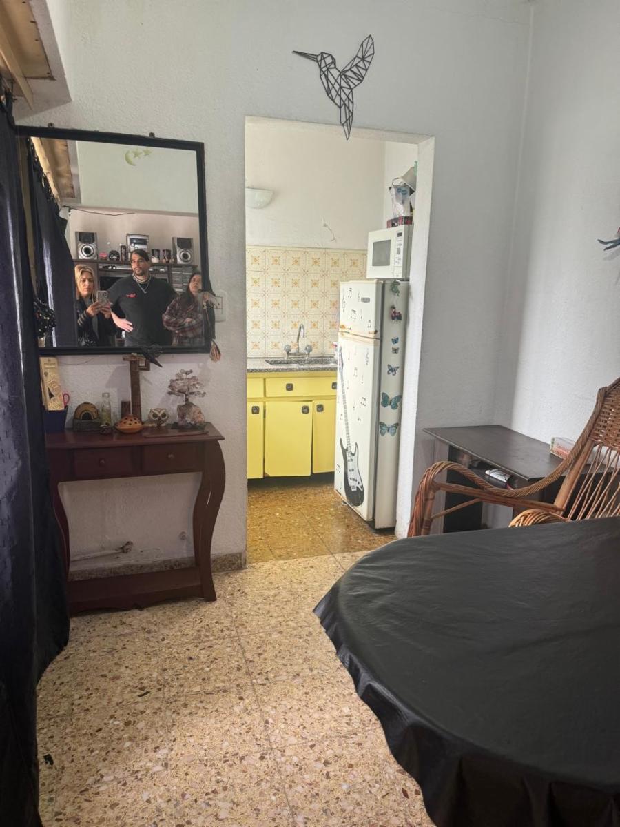 Casa Multifamiliar En Venta - Lote 8.66 X 46 Metros -, Zona Comercial, Remedios De Escalada. — foto 2