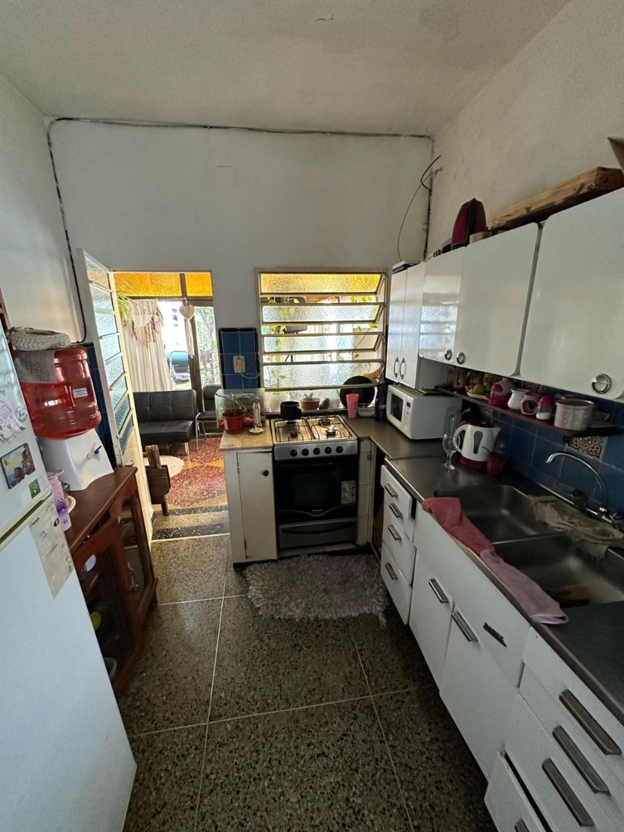 Casa Multifamiliar En Venta - Lote 8.66 X 46 Metros -, Zona Comercial, Remedios De Escalada. — foto 10