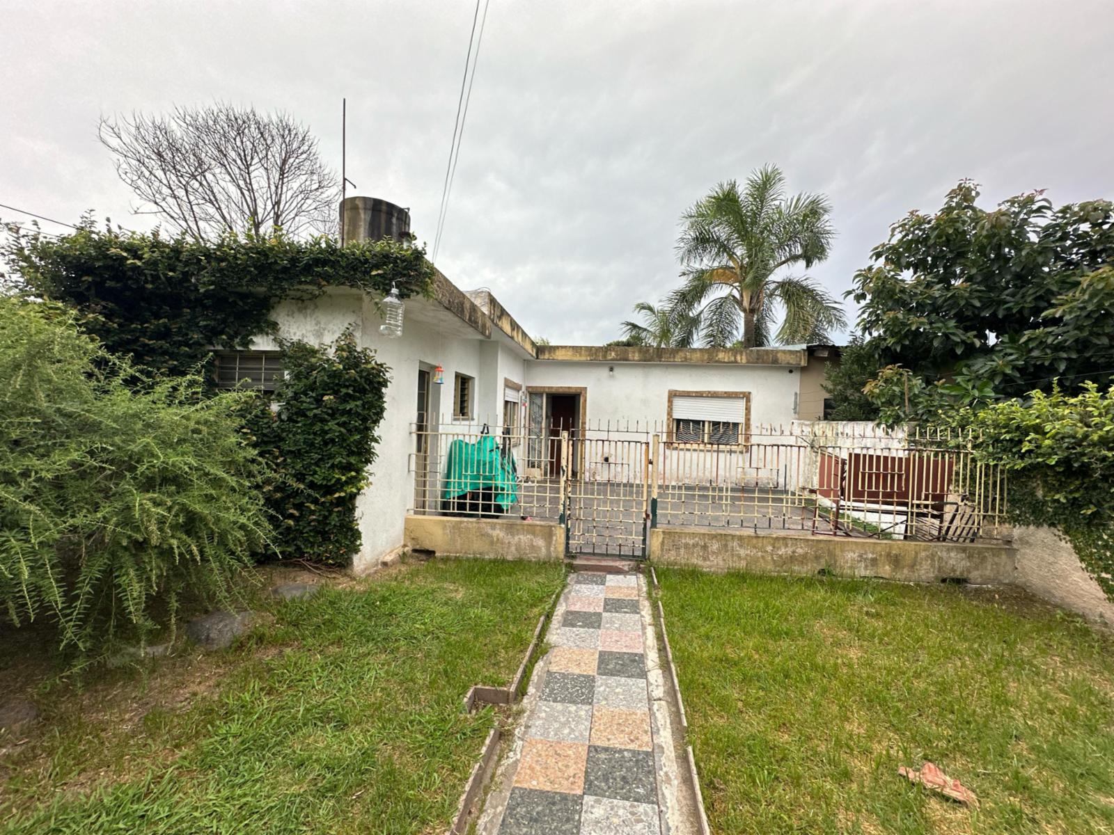 Casa Multifamiliar En Venta - Lote 8.66 X 46 Metros -, Zona Comercial, Remedios De Escalada. — foto 14
