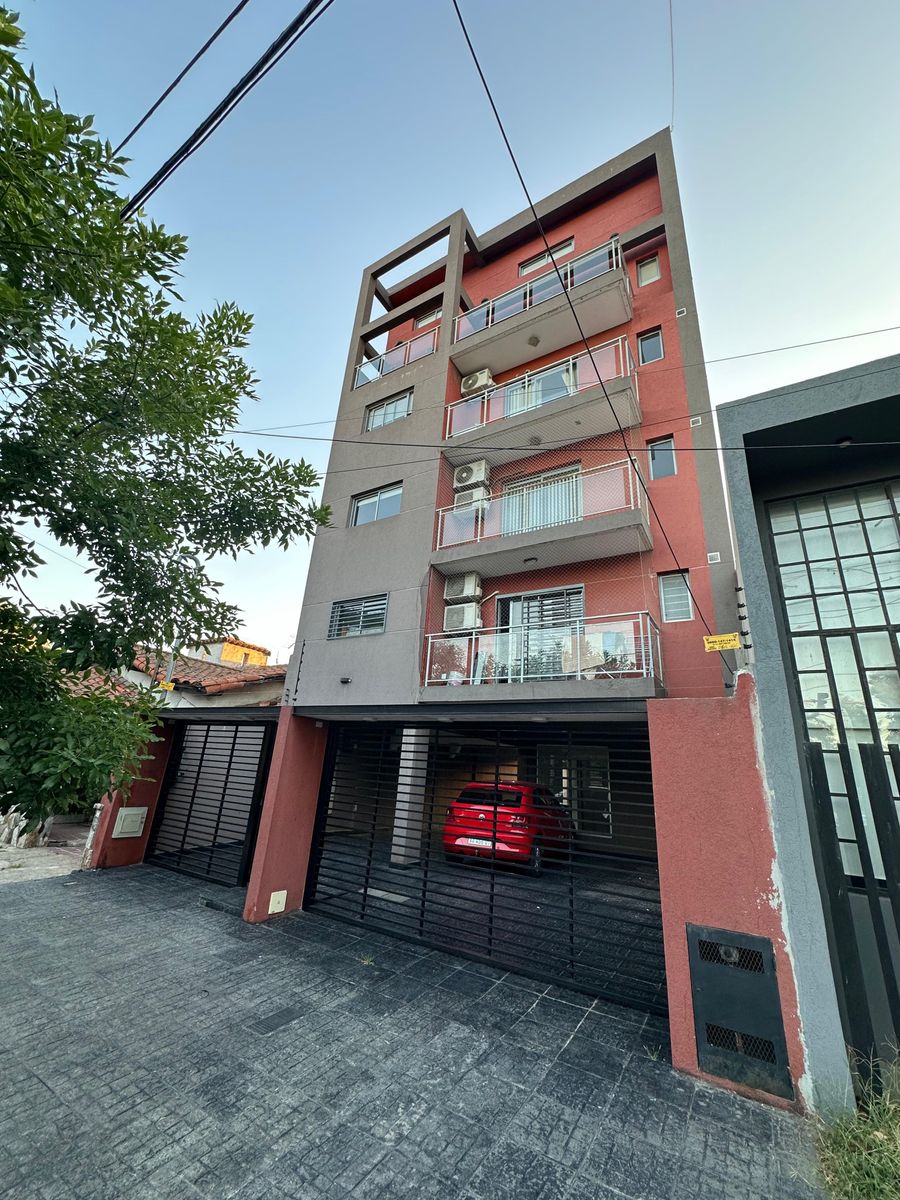 Departamento 2 Ambientes En Venta C/ Balcón Al Frente, Haedo, Provincia De Buenos Aires — foto 3