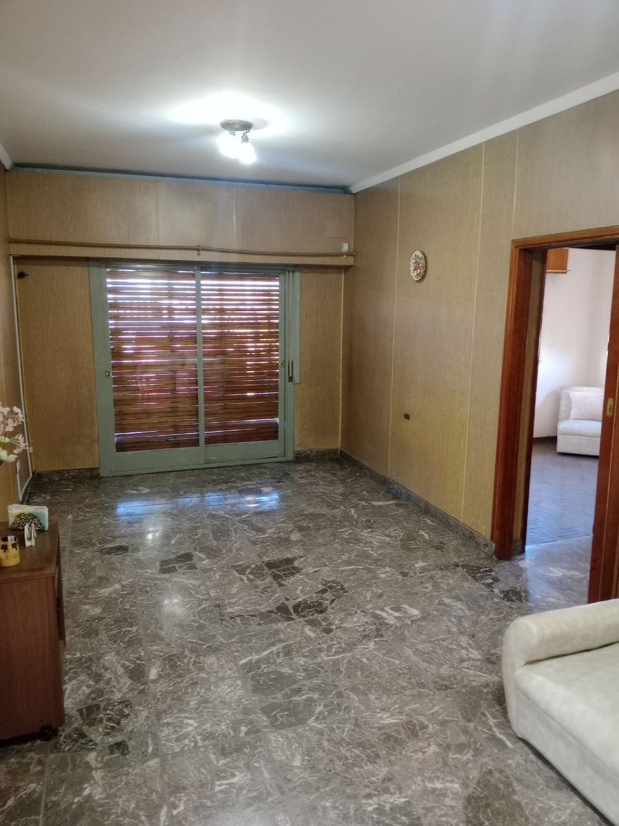Venta Casa Multifamiliar patio - terraza - garage La Tablada