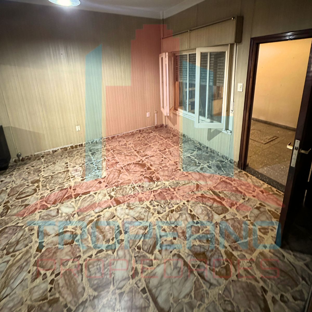VENTA PH DE 3 ambientes con cochera Lomas del Mirador