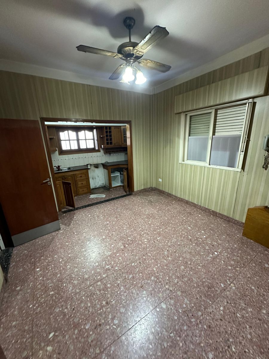 VENTA PH DE 3 ambientes con cochera Lomas del Mirador — foto 11