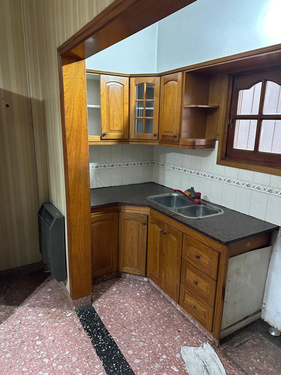 VENTA PH DE 3 ambientes con cochera Lomas del Mirador — foto 12