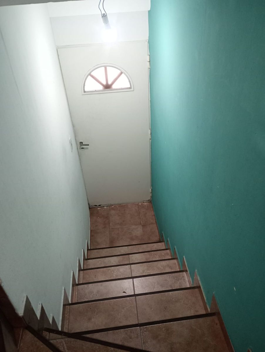Venta Casa En Block Multifamiliar Con Patio Y Entrada De Auto La Tablada — foto 7