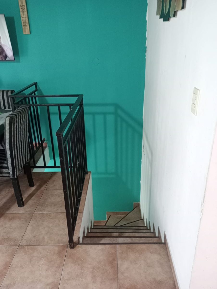 Venta Casa En Block Multifamiliar Con Patio Y Entrada De Auto La Tablada — foto 8