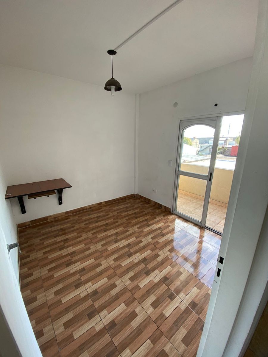 Alquiler Departamento de 3 ambientes - balcón - terraza La Tablada - 5