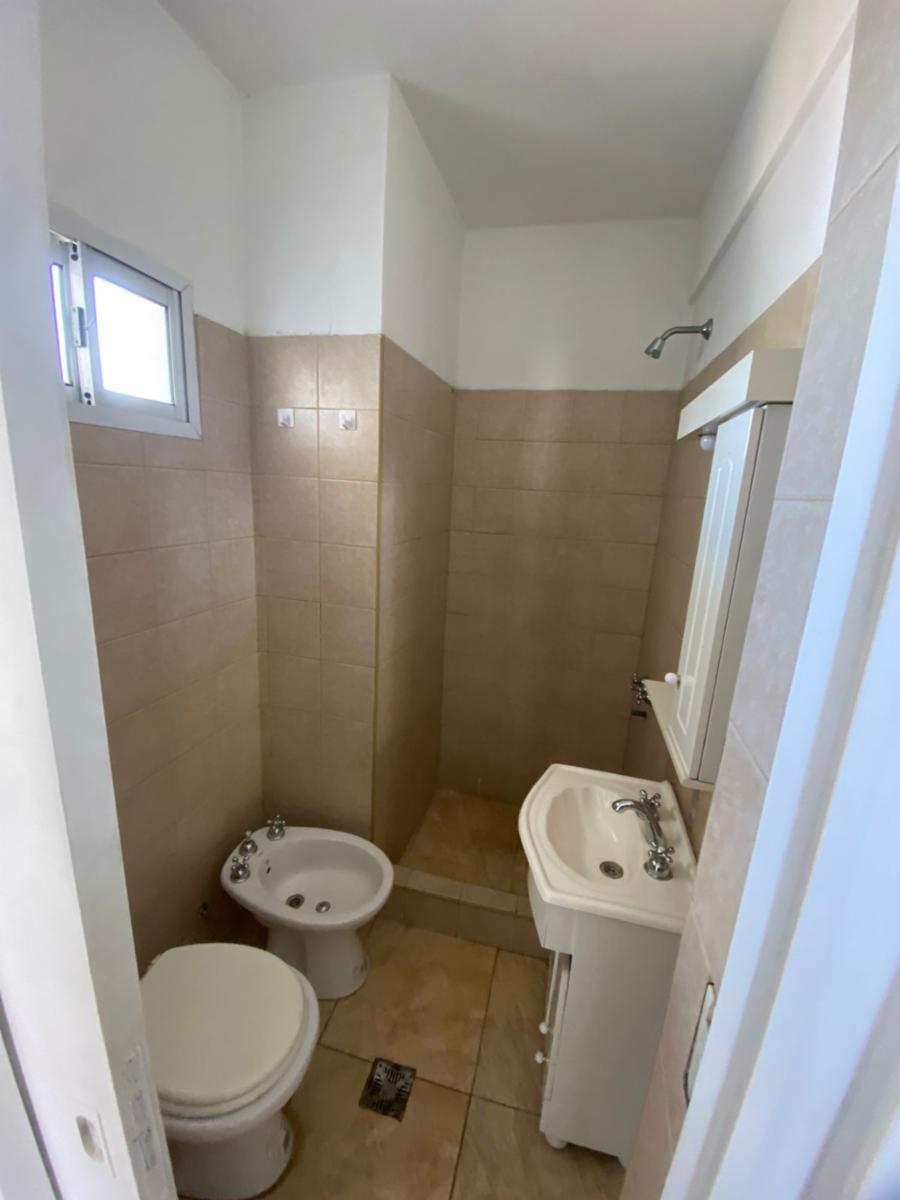 Alquiler Departamento de 3 ambientes - balcón - terraza La Tablada - 6