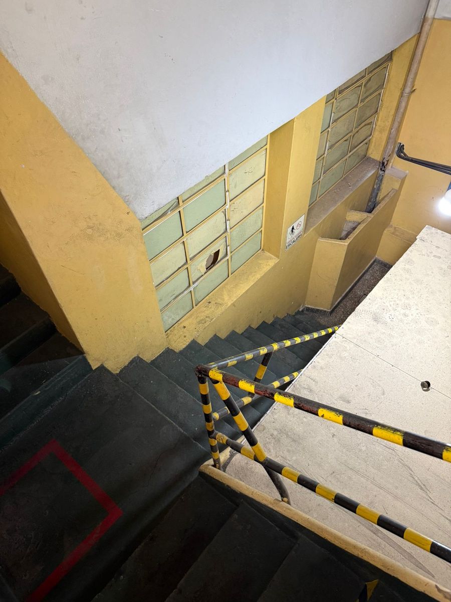Galpon En Venta 500m2 Lomas Del Mirador En 3 Plantas C/montacargas — foto 10