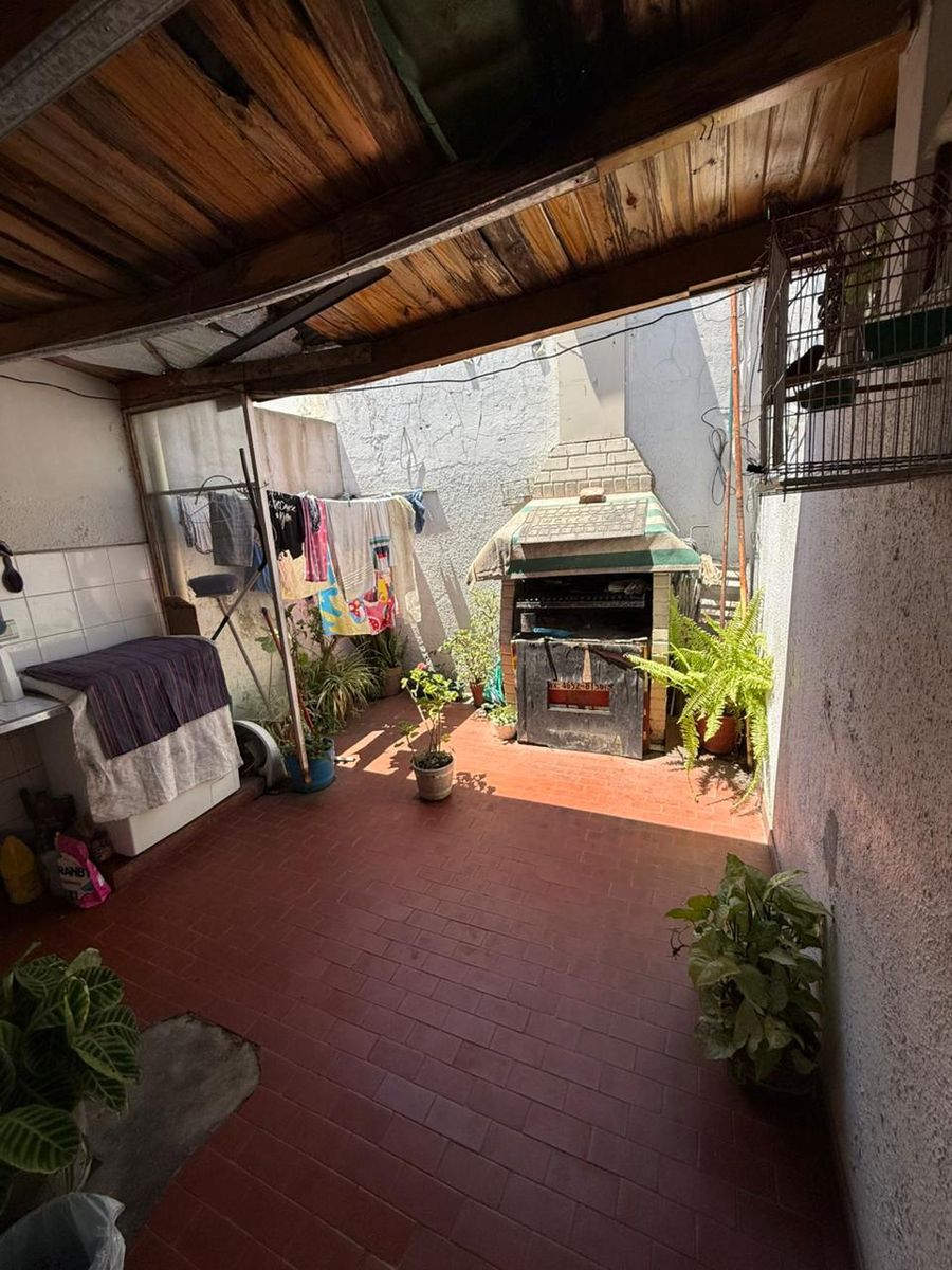 Duplex 3 Amb. Amplios C/ Garage Y Patio, Lomas Del Mirador. — foto 12
