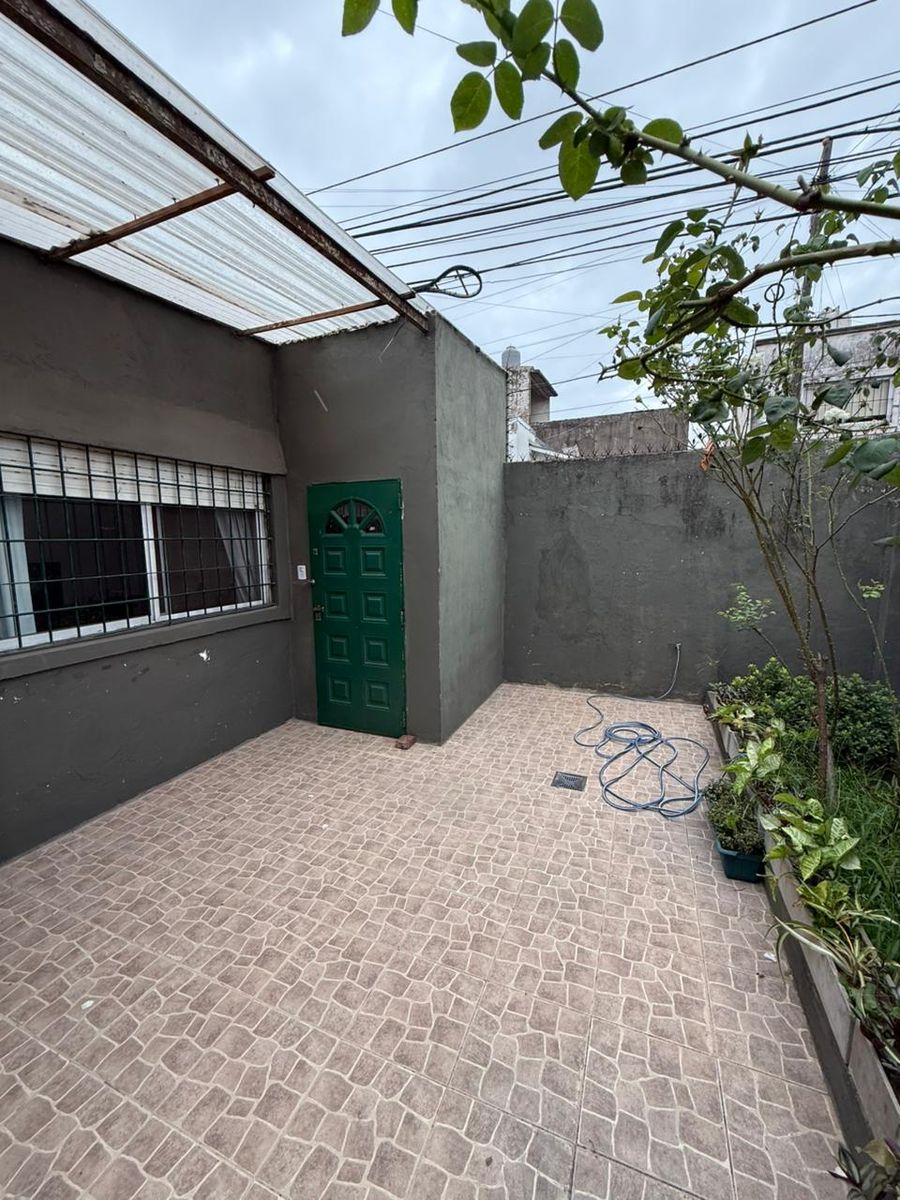 Venta Casa lote propio en esquina - patio - garage - Villa Sarmiento — foto 5