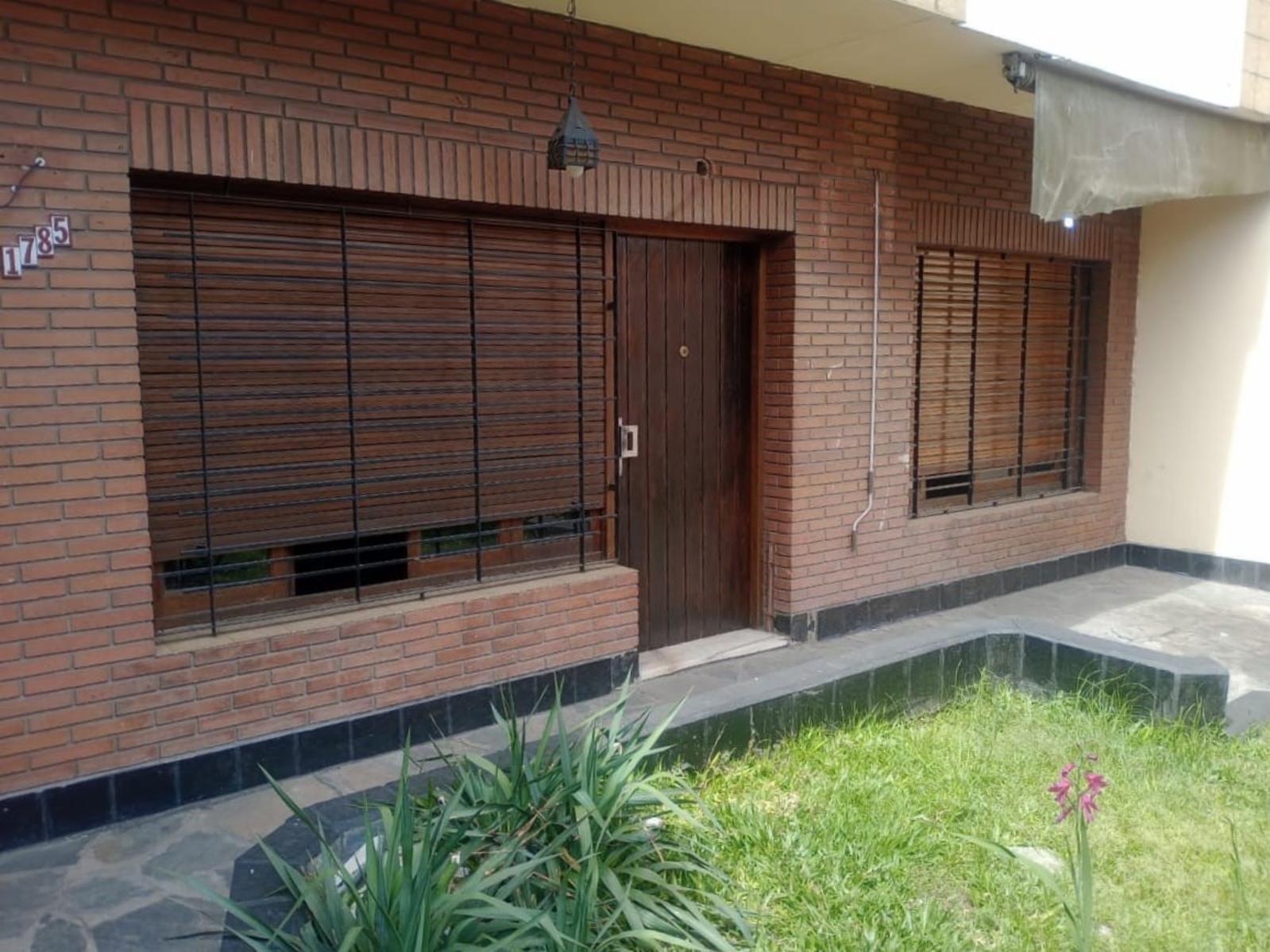 Venta Casa Multifamiliar A Mts De Av. Gral Paz