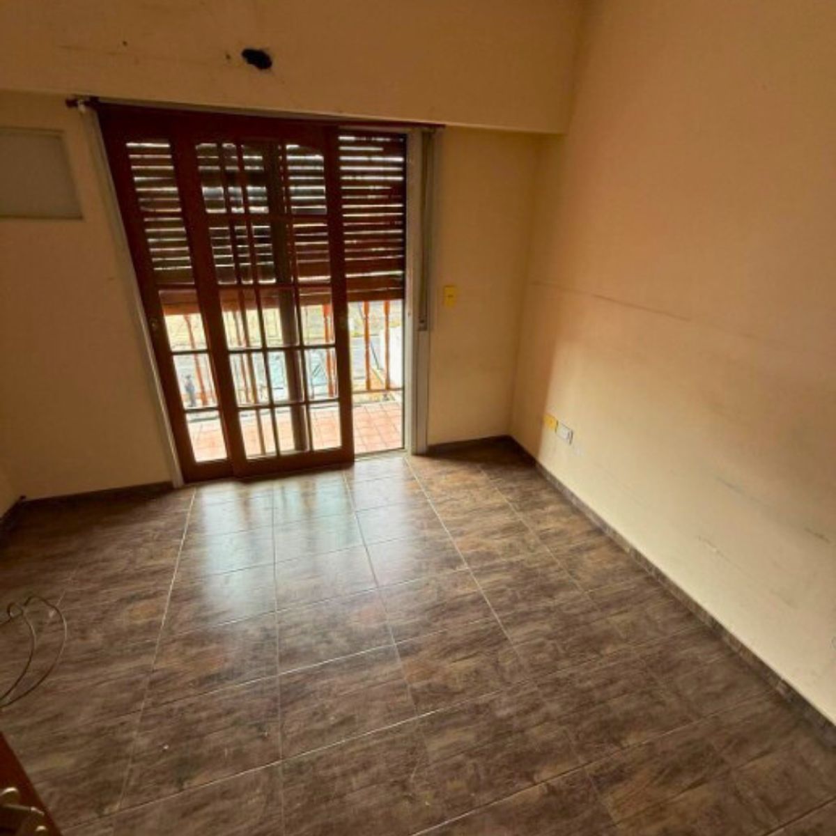 ALQUILER Duplex de 3 ambientes lavadero - cochera Ramos Mejia - 4