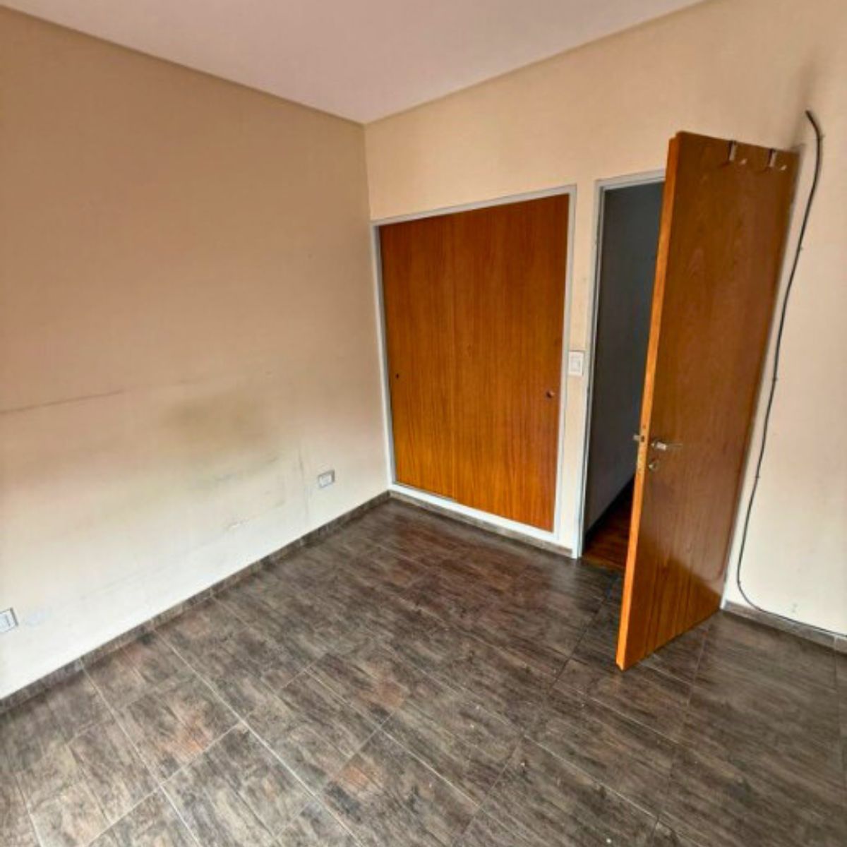 ALQUILER Duplex de 3 ambientes lavadero - cochera Ramos Mejia - 8