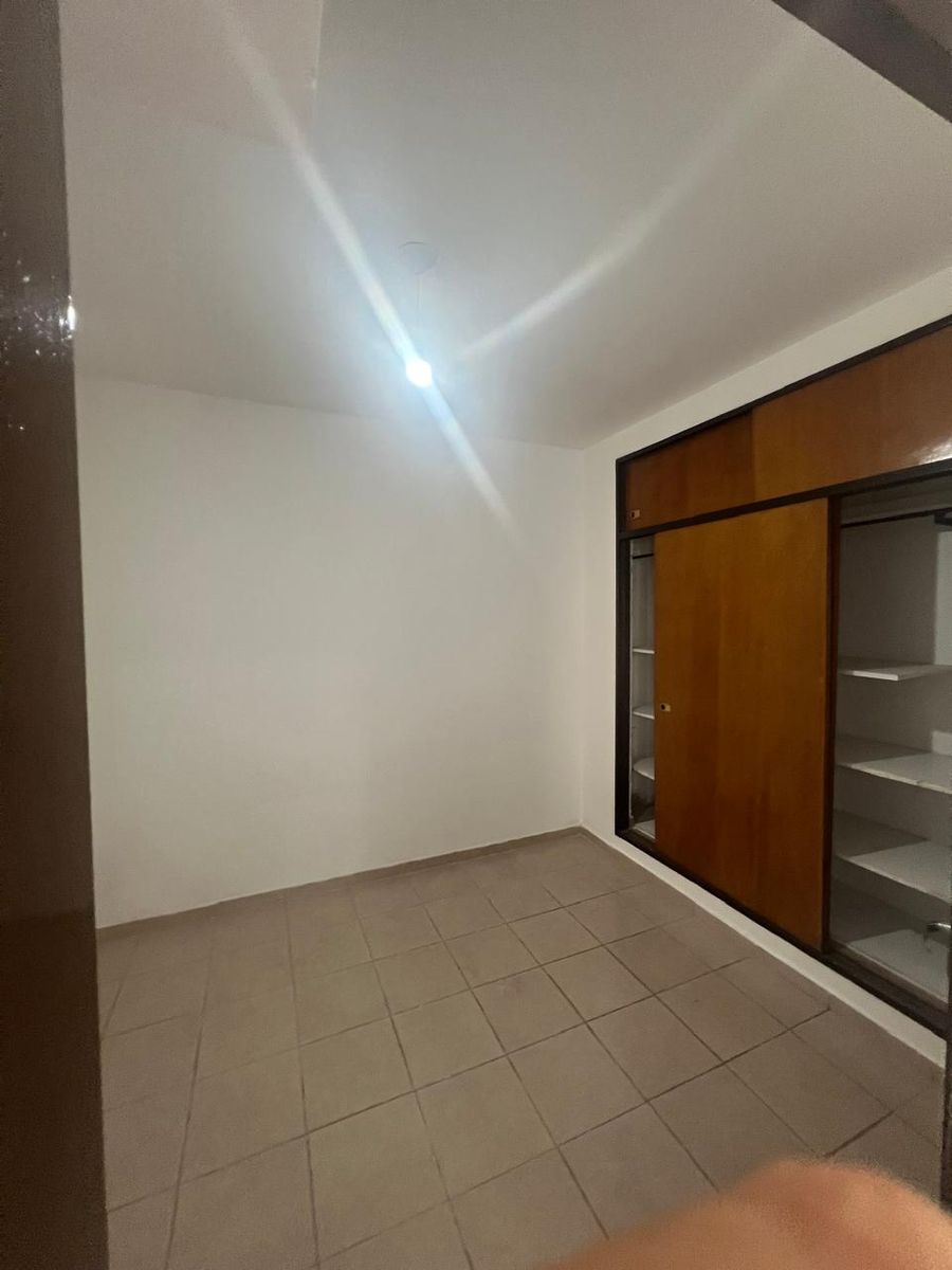 Alquiler Departamento de 2 ambientes Lomas del Mirador - 3