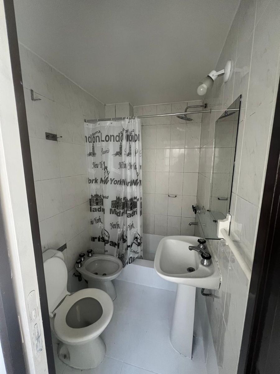 Alquiler Departamento de 2 ambientes Lomas del Mirador - 4