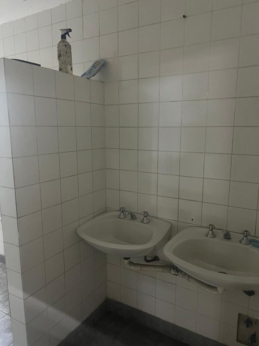 VENTA GALPÒN CON VIVIENDA Y LOCAL 628 M2 LA TABLADA - 9