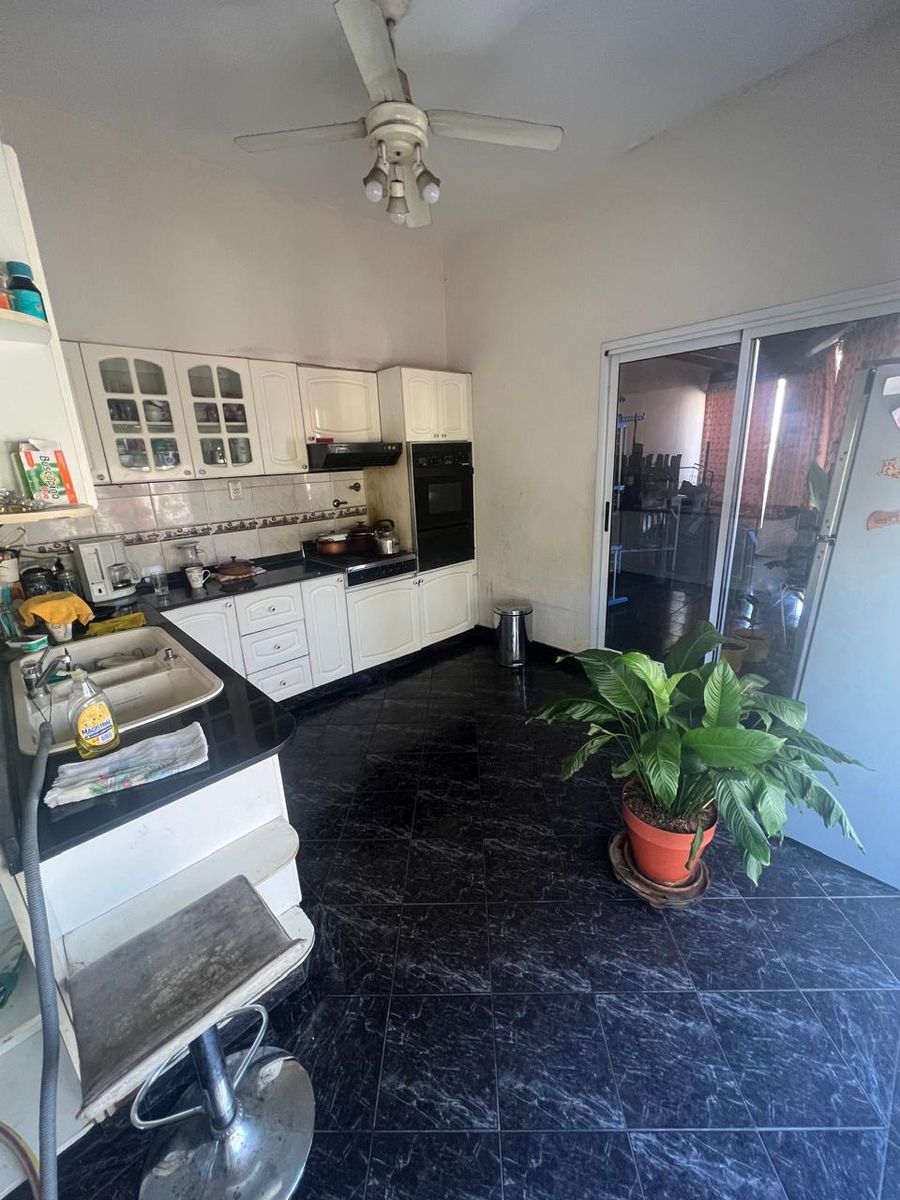 VENTA GALPÒN CON VIVIENDA Y LOCAL 628 M2 LA TABLADA - 10