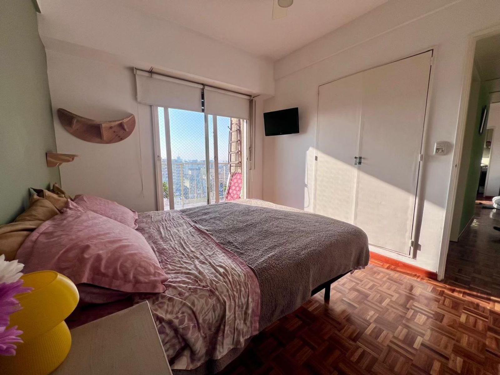 Departamento 3 ambientes piso alto balcon corrido - 11