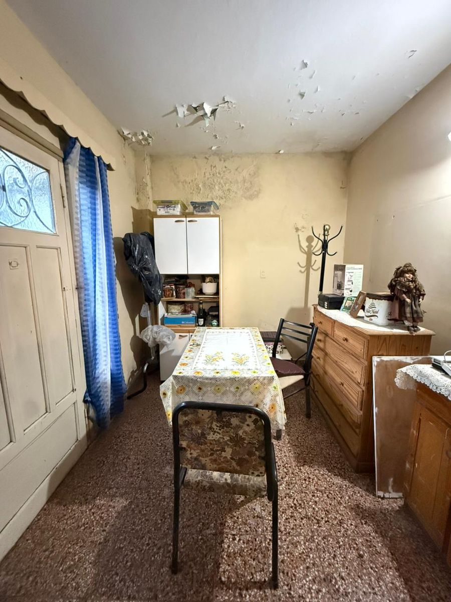 2 casas en block en La Tablada en venta - 17