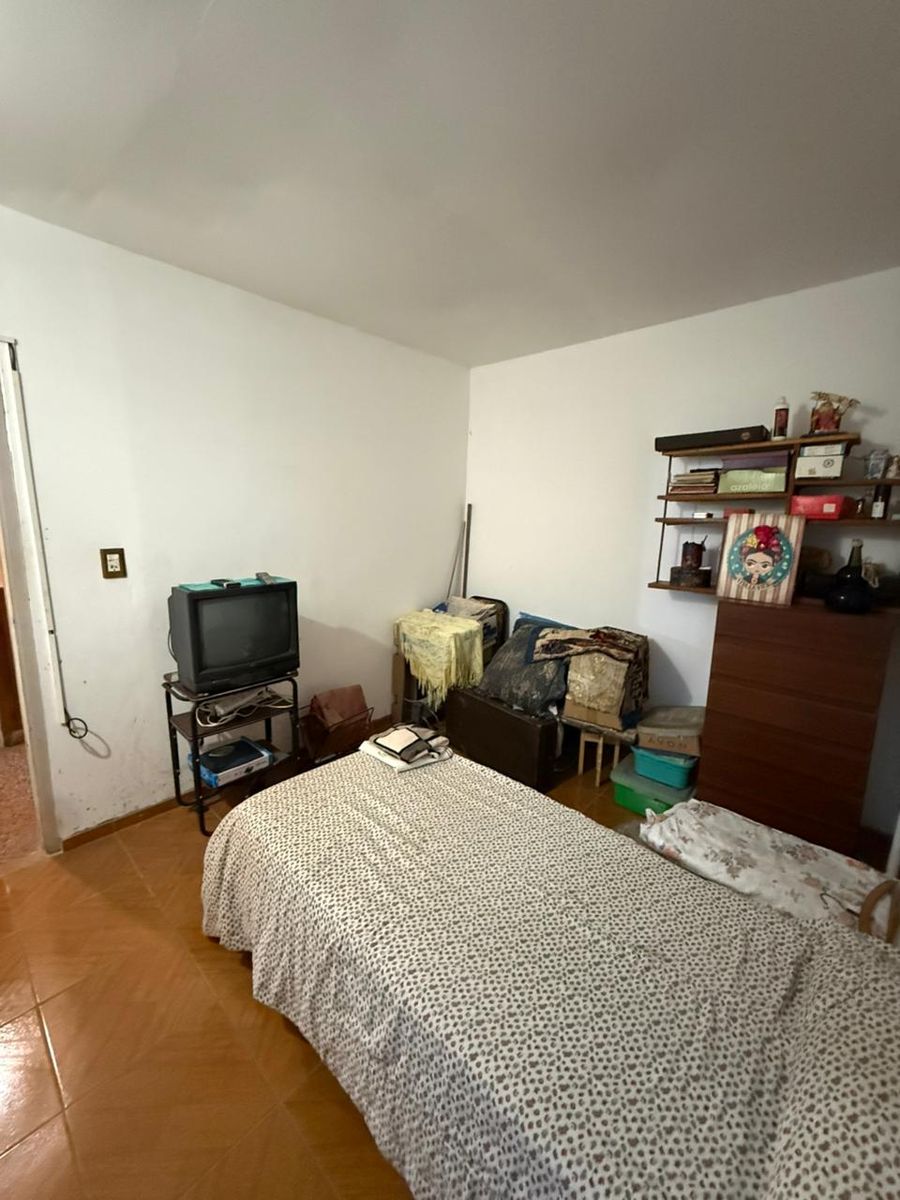 2 casas en block en La Tablada en venta - 21