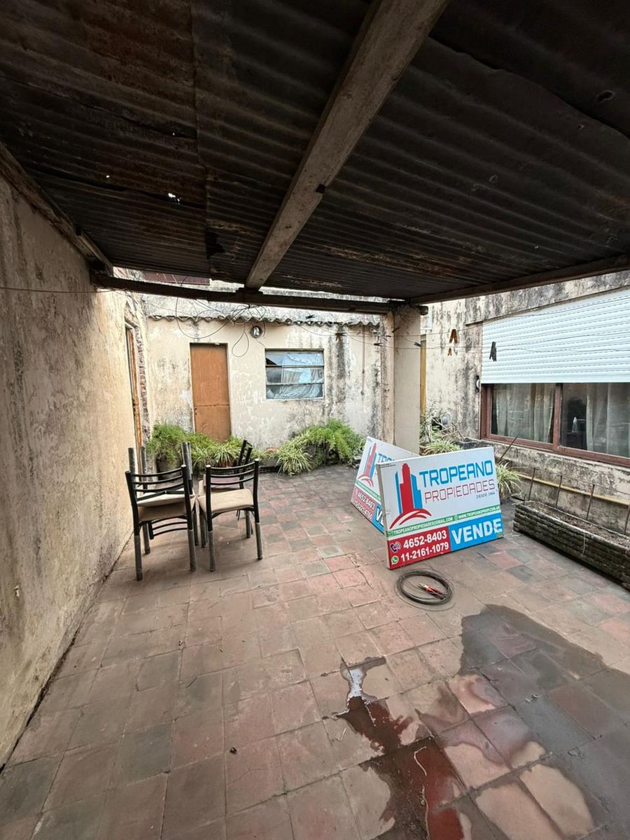2 casas en block en La Tablada en venta - 22