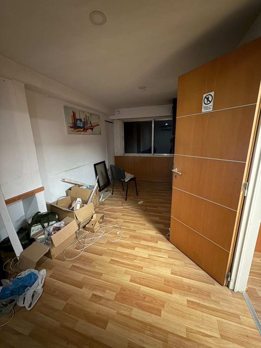 Oficinas En Alquiler 203 M2 Cub. En Planta Alta Importantes Accesos Lomas Del Mirador - 8