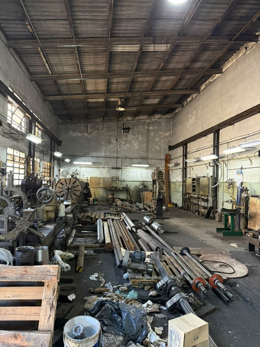 Galpon Industrial 500M2 Cub. Sobre Av. Diaz Velez Importantes Accesos En Ramos Mejia - 2