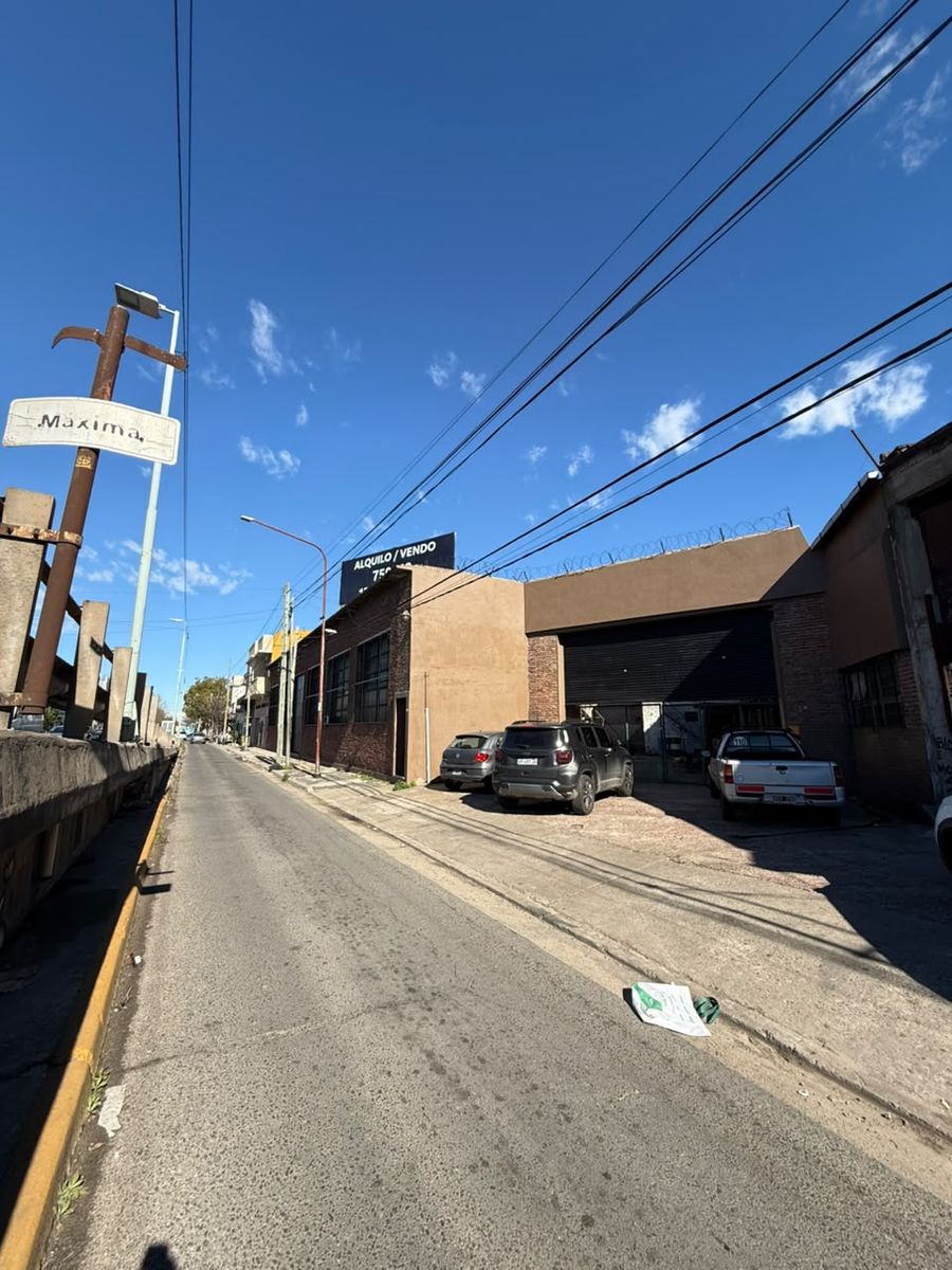 Galpon Industrial 500M2 Cub. Sobre Av. Diaz Velez Importantes Accesos En Ramos Mejia - 21