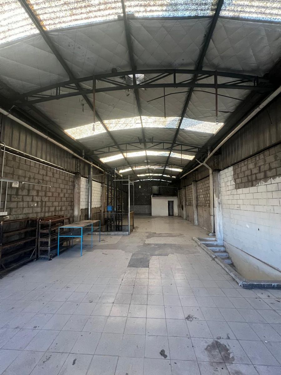 Galpon En Venta De 2 Plantas, Lomas Del Mirador - 4