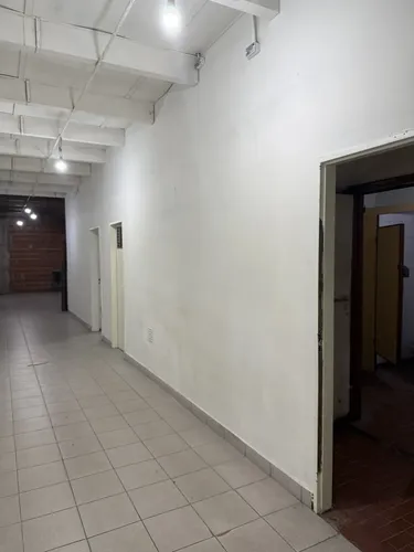 Local Comercial En Alquiler 430 M2 Cub, Sobre Avenida Crovara, La Tablada. - 5