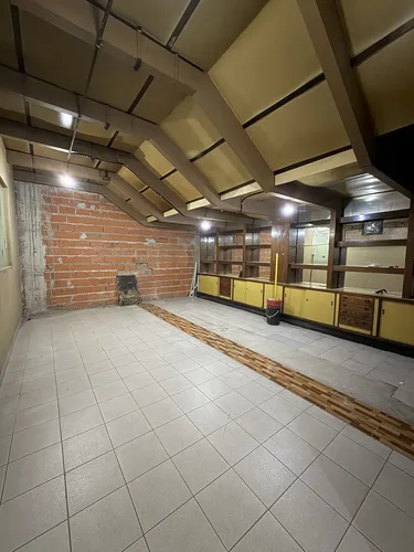 Local Comercial En Alquiler 430 M2 Cub, Sobre Avenida Crovara, La Tablada. - 9