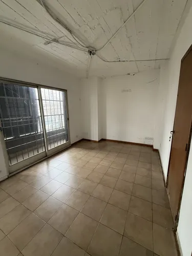 Local Comercial En Alquiler 430 M2 Cub, Sobre Avenida Crovara, La Tablada. - 13