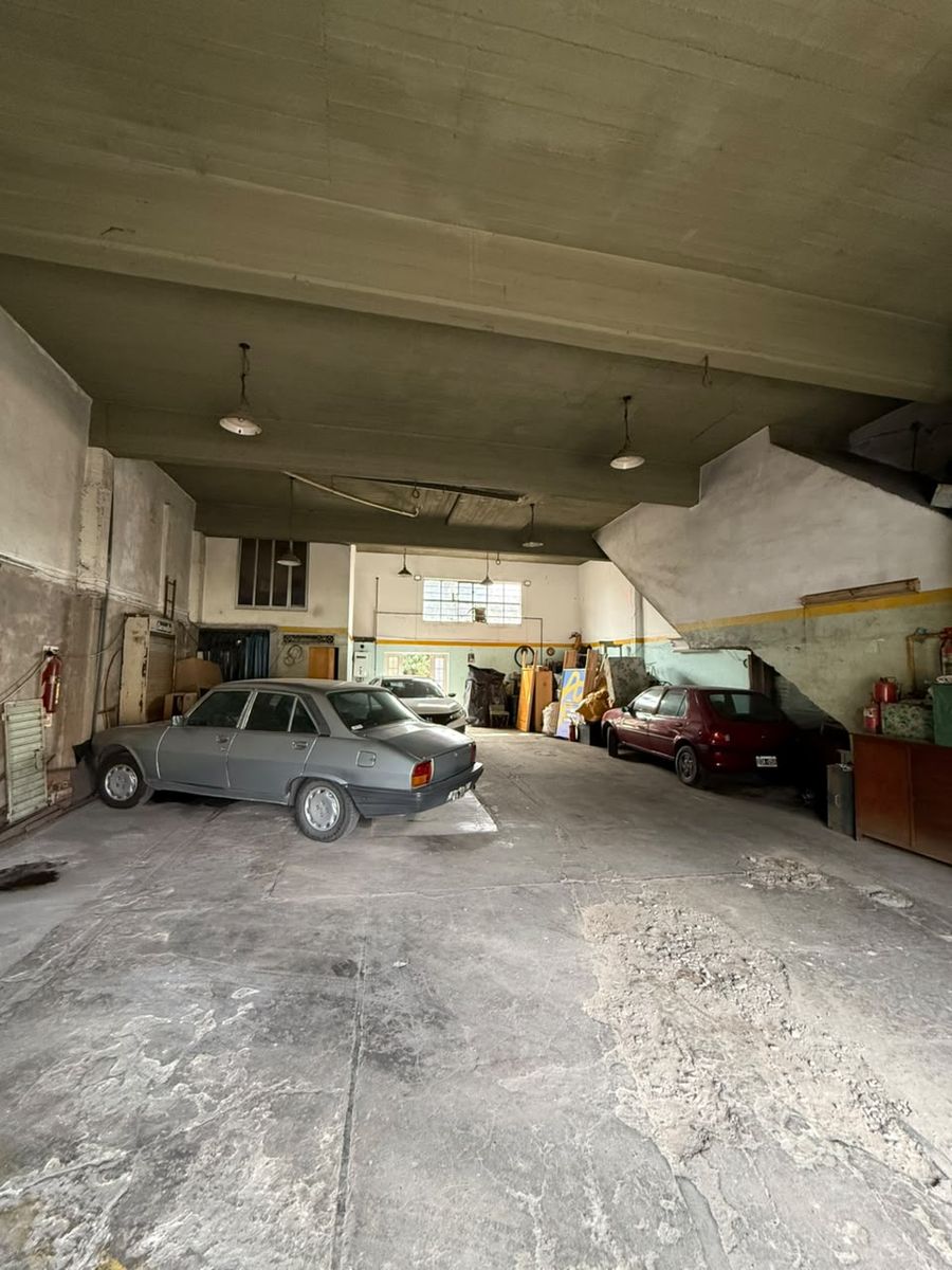 Venta De Vivienda Con Galpon 400m2, La Tablada — foto 7