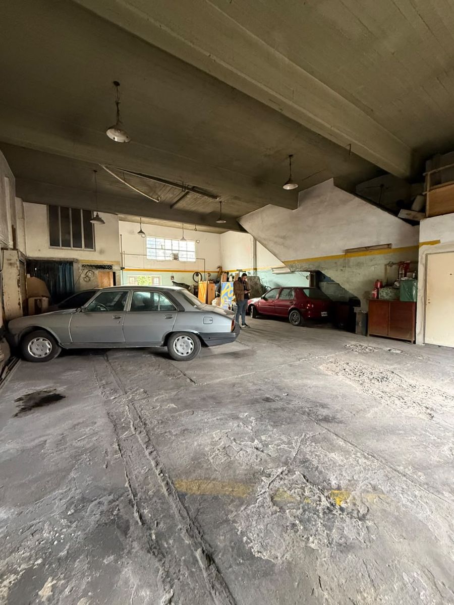 Venta De Vivienda Con Galpon 400m2, La Tablada — foto 11