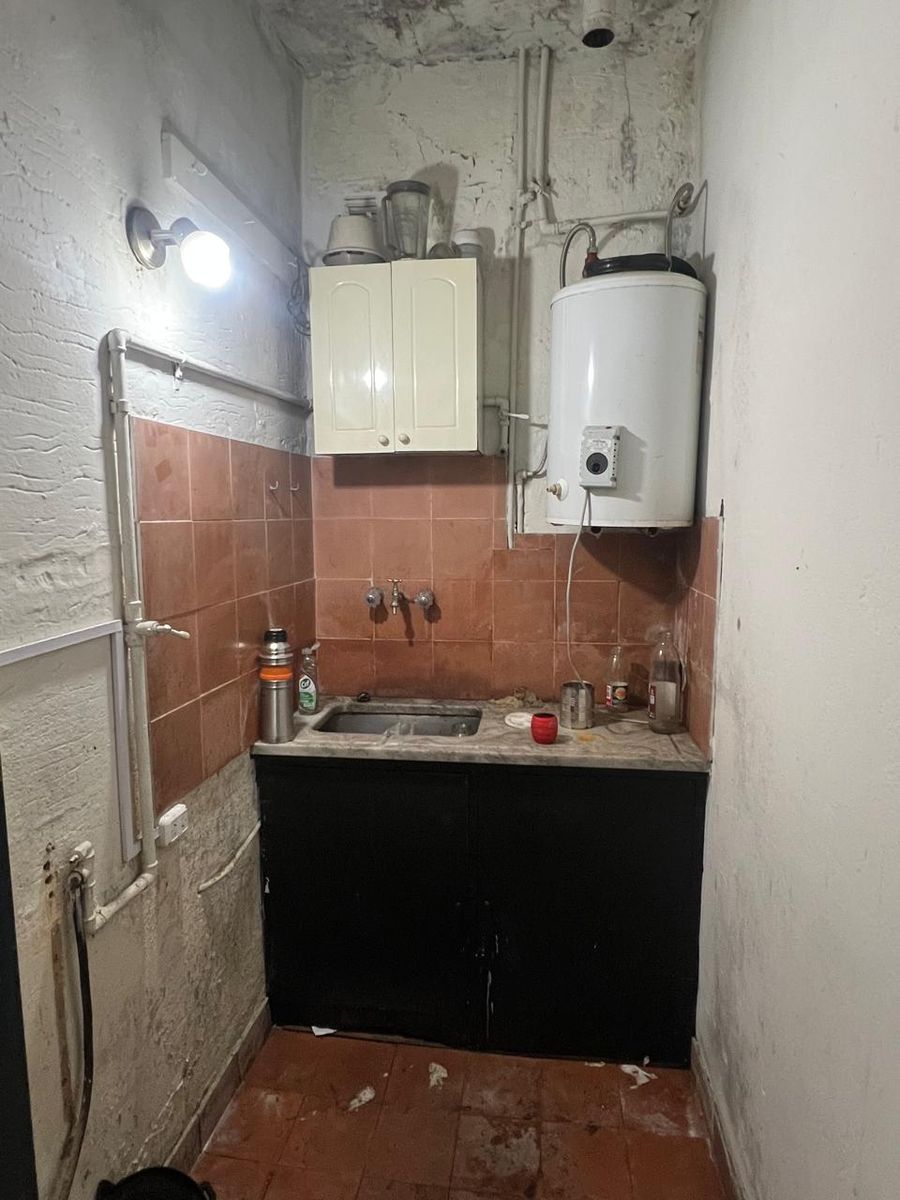 Galpon en Venta con departamento 2 ambientes techo de loza — foto 6