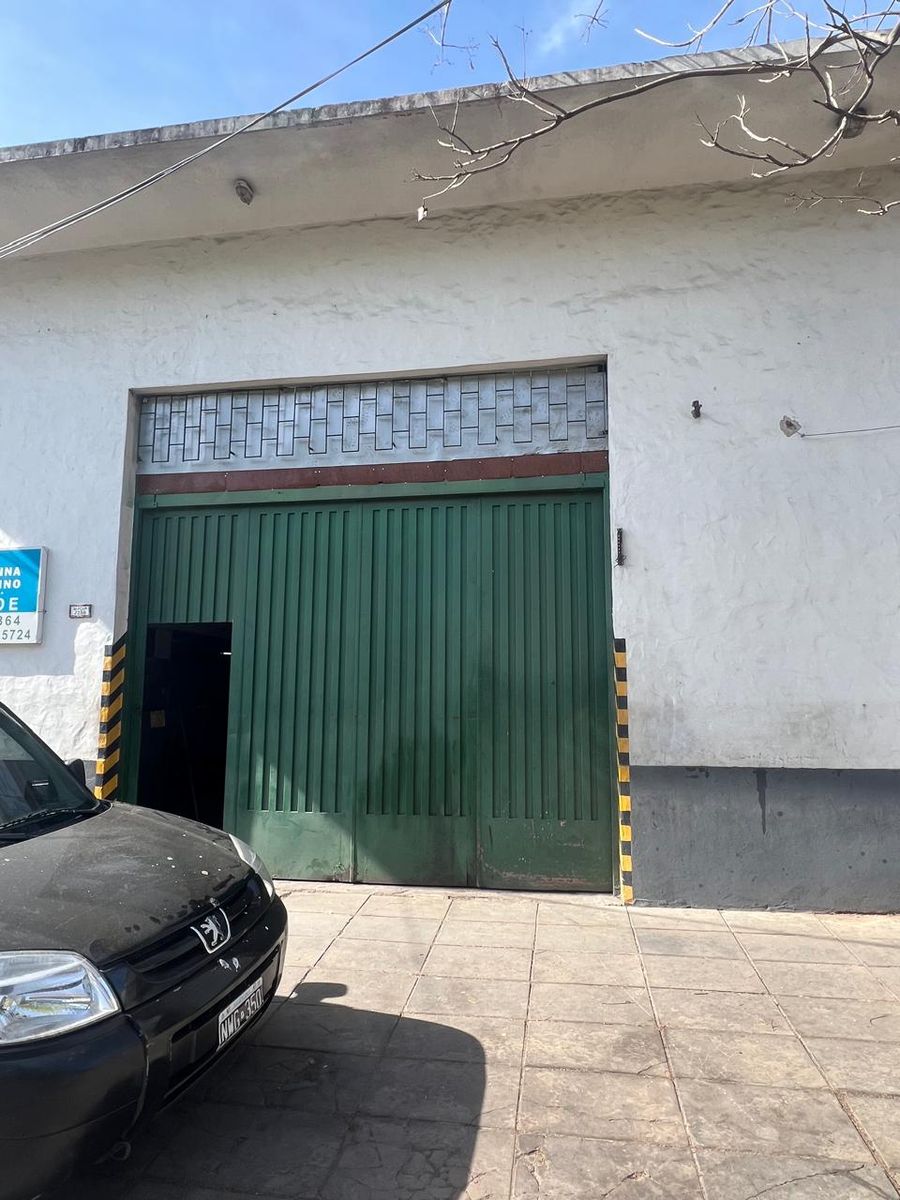 Galpon en Venta con departamento 2 ambientes techo de loza — foto 8