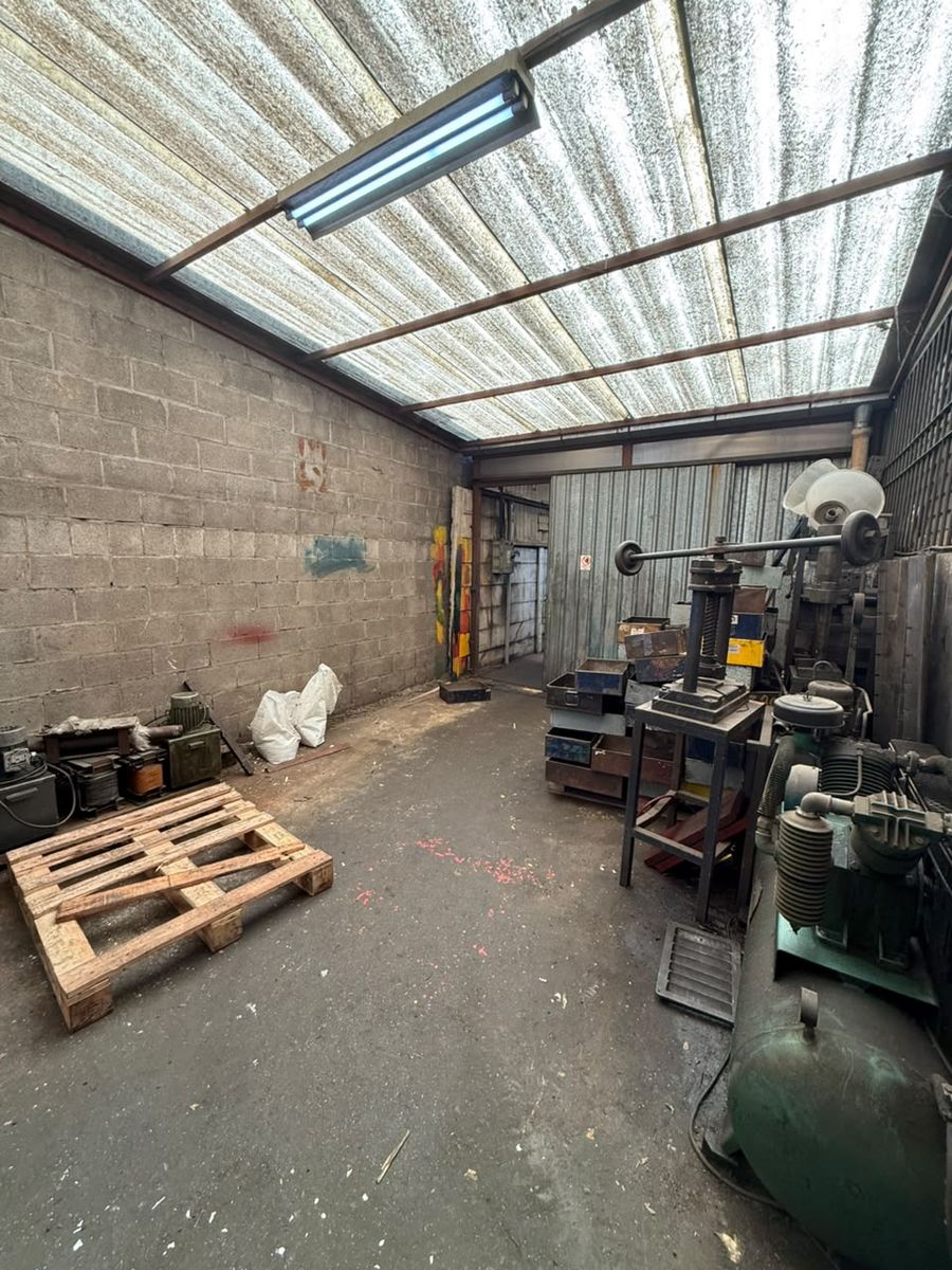 Galpon Industrial En Venta, Lomas Del Mirador, Excelente Superficie y Ubicacion - 16