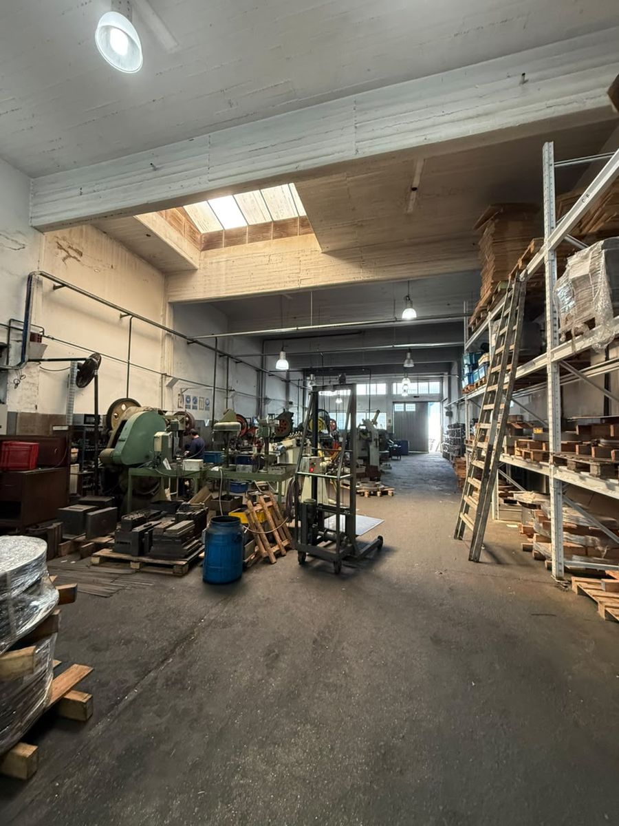 Galpon Industrial En Venta, Lomas Del Mirador, Excelente Superficie y Ubicacion - 19
