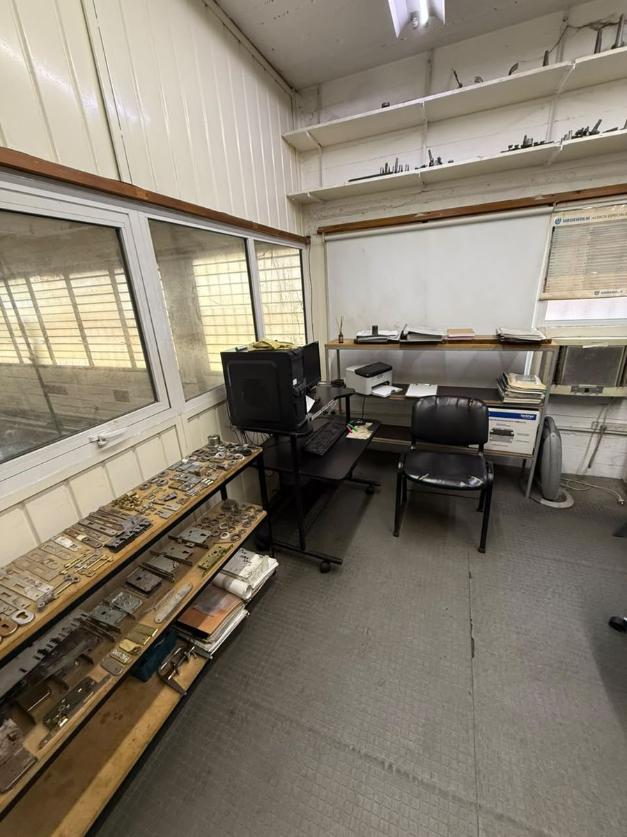 Galpon Industrial En Venta, Lomas Del Mirador, Excelente Superficie y Ubicacion - 27