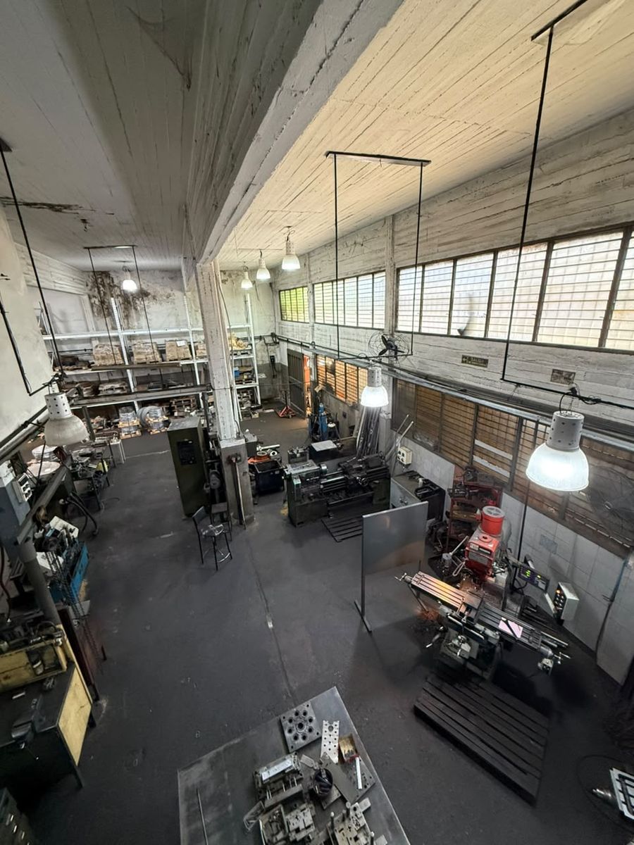 Galpon Industrial En Venta, Lomas Del Mirador, Excelente Superficie y Ubicacion - 28