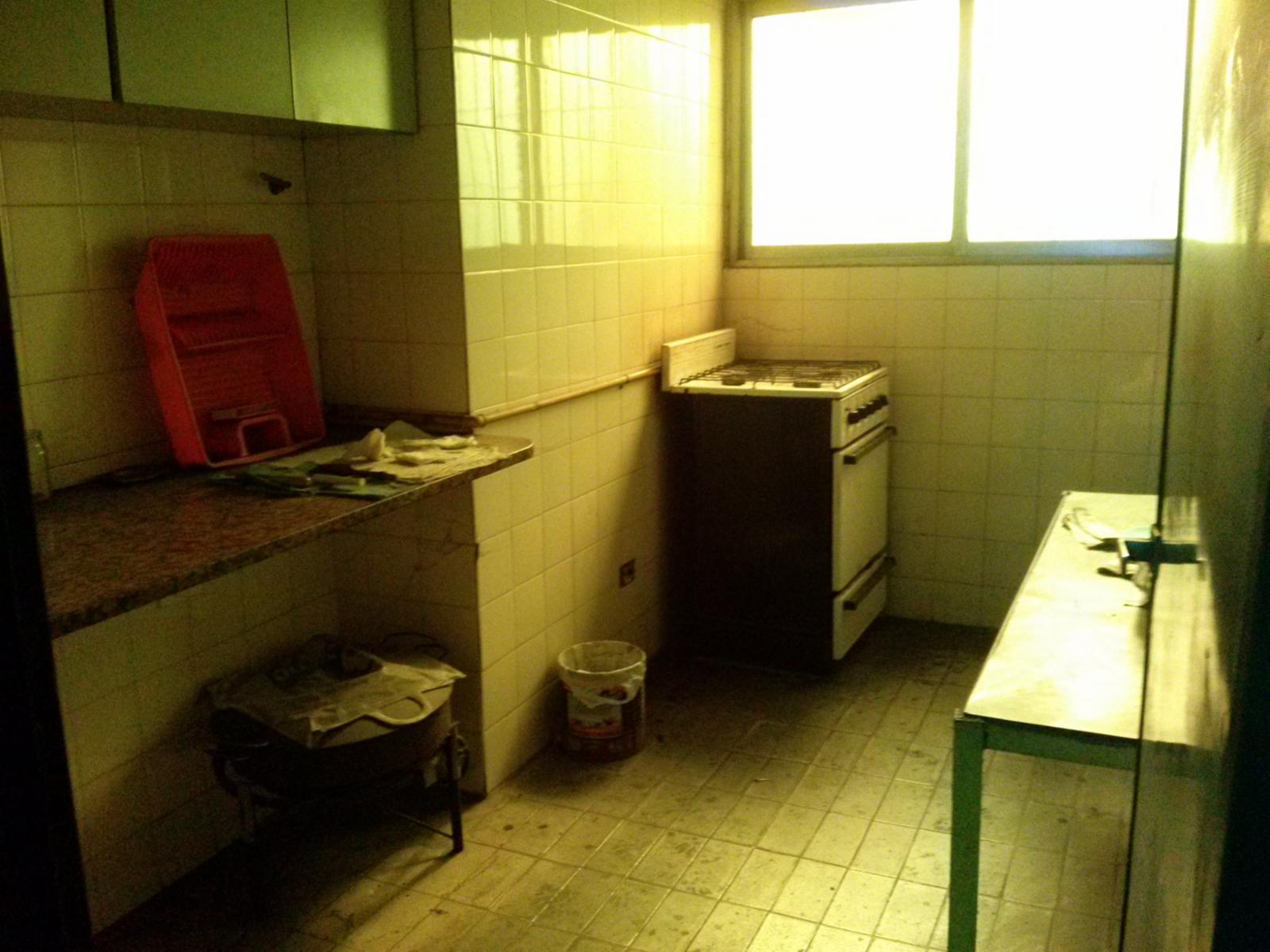 Galpón 250m2 en Venta o Alquiler en Lomas del Mirador — foto 6