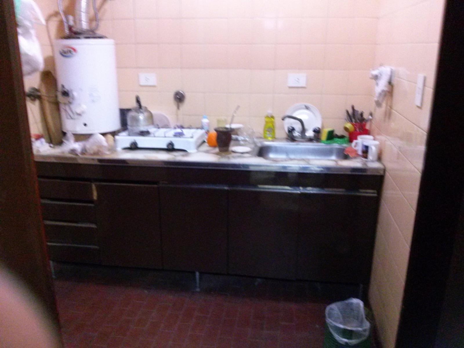 Galpón 250m2 en Venta o Alquiler en Lomas del Mirador — foto 7