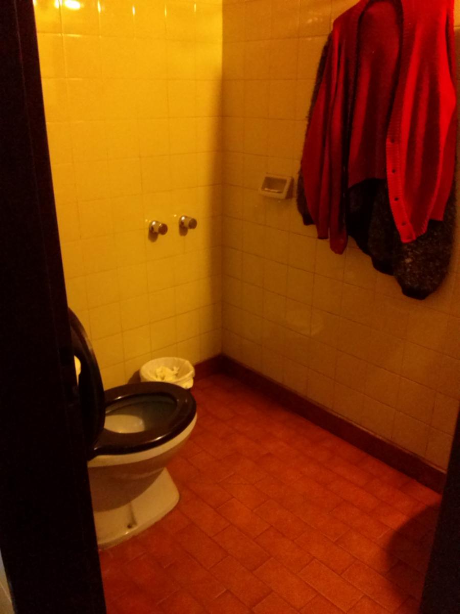 Galpón 250m2 en Venta o Alquiler en Lomas del Mirador — foto 8