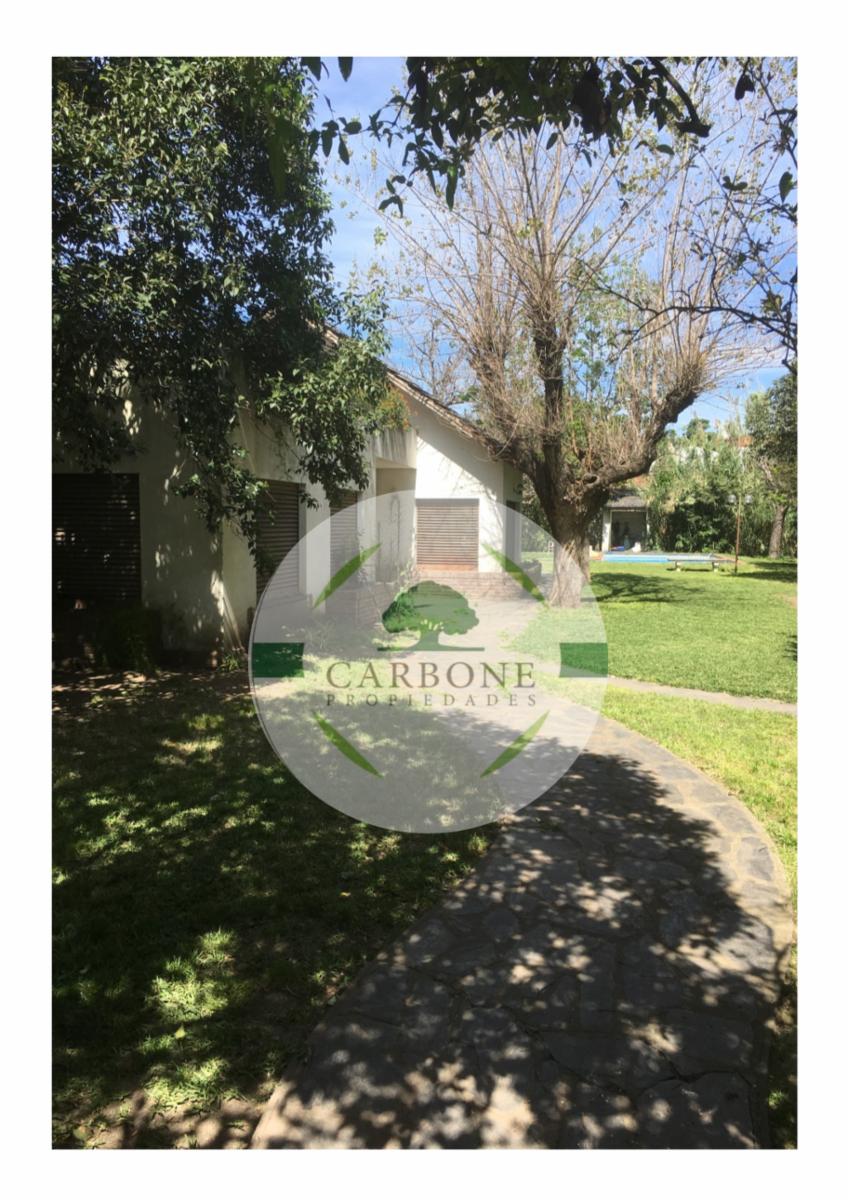 CASA QUINTA EN HURLINGHAM, IDEAL INVERSOR. - 6