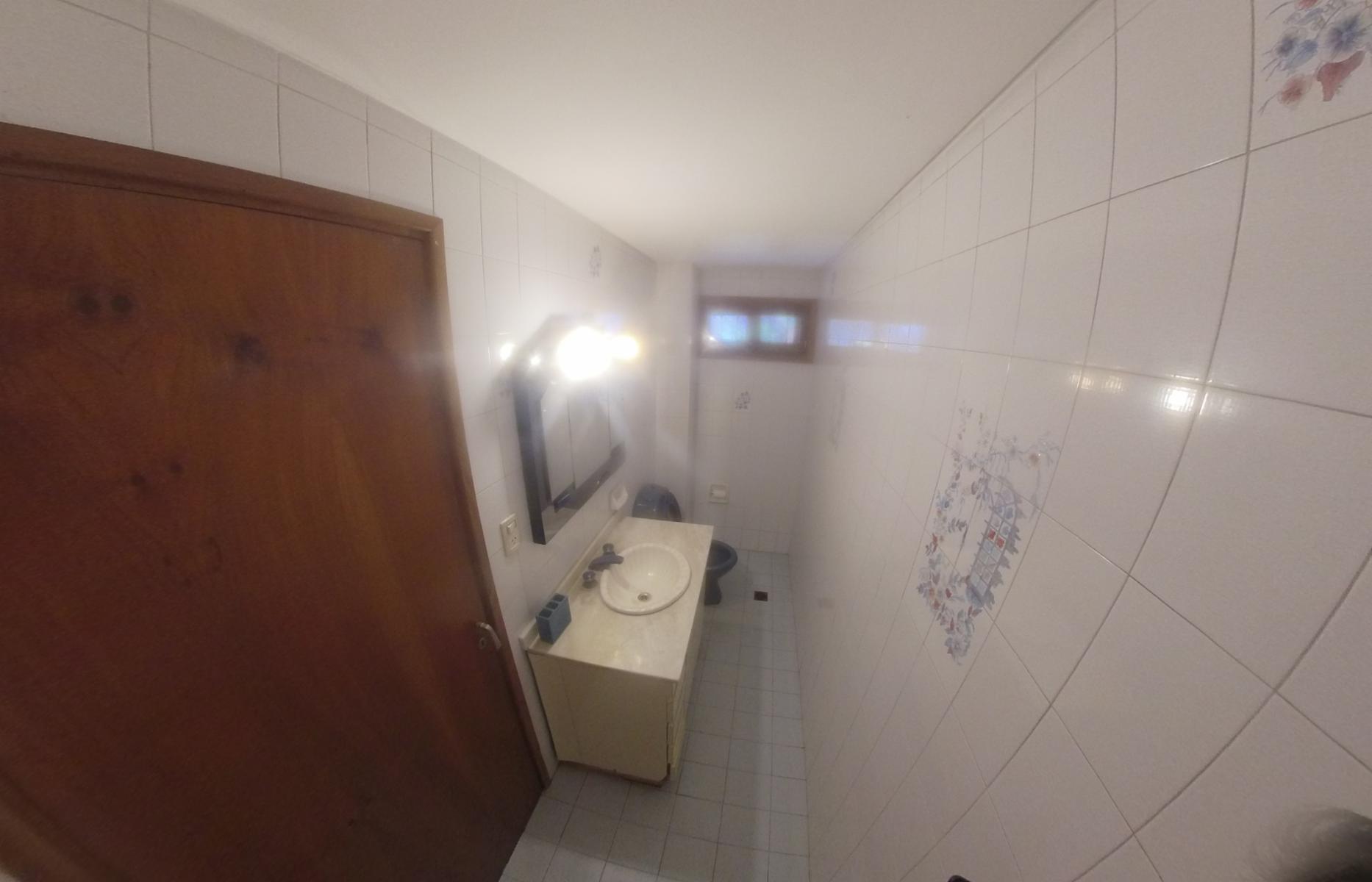 HURLINGHAM SOLIDO CHALET CLASICO EN VENTA, SUBSUELO Y 3 PLANTAS. — foto 8