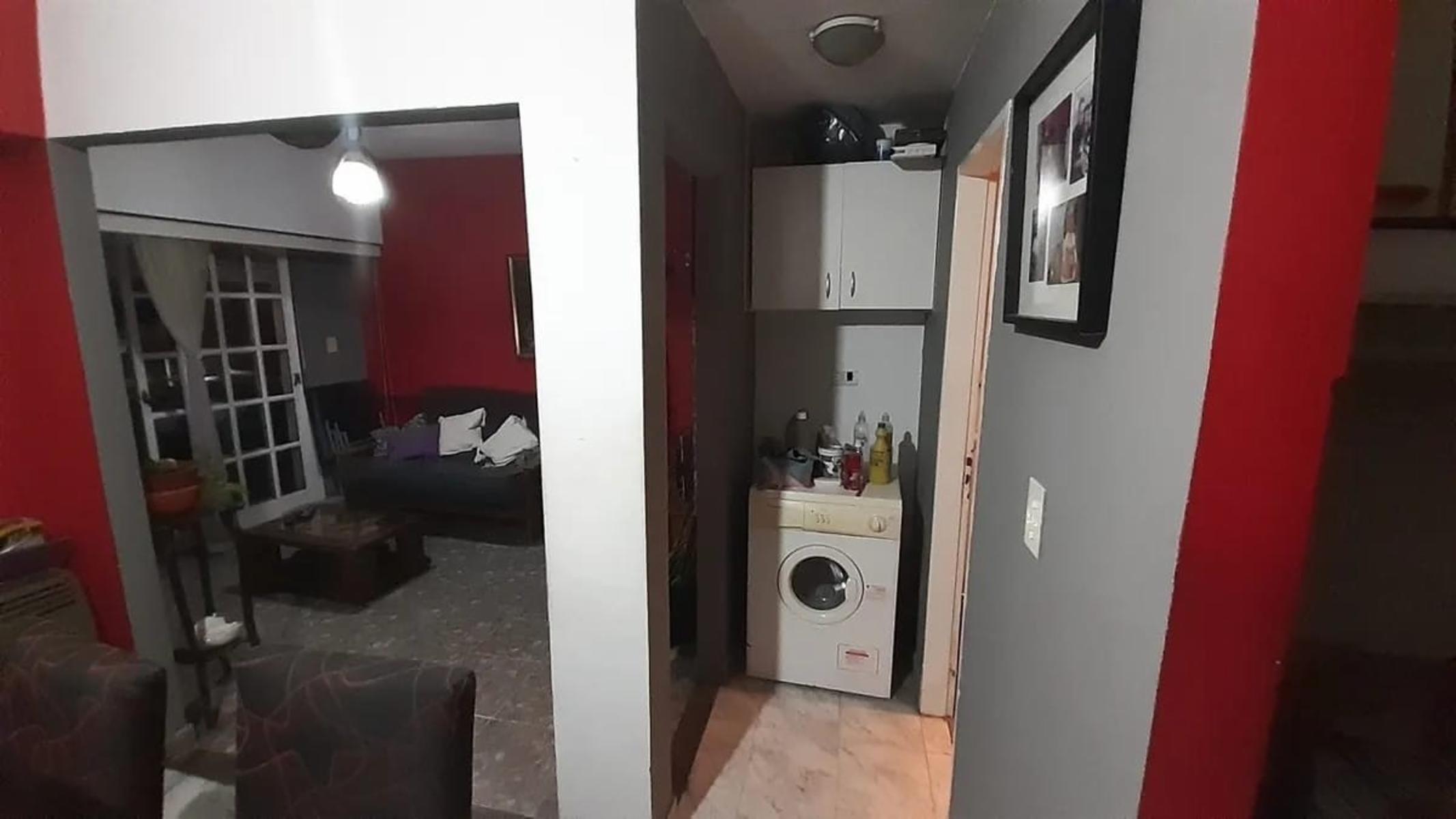 VENTA DEPARTAMENTO DUPLEX CON COCHERA VISTA AL FRENTE CASEROS 3 Amb. — foto 6