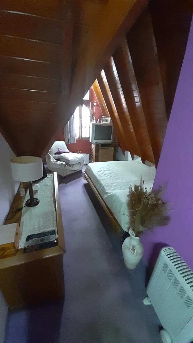 VENTA DEPARTAMENTO DUPLEX CON COCHERA VISTA AL FRENTE CASEROS 3 Amb. — foto 9
