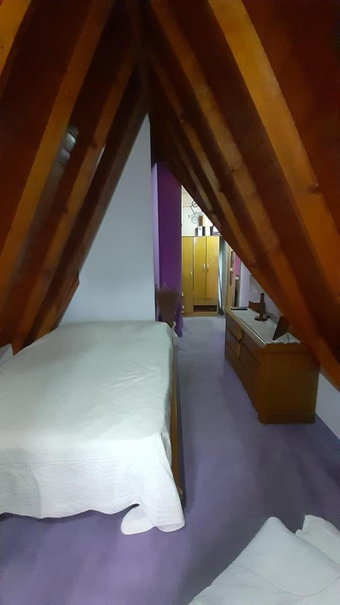 VENTA DEPARTAMENTO DUPLEX CON COCHERA VISTA AL FRENTE CASEROS 3 Amb. — foto 11